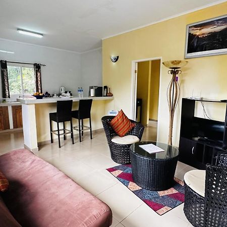 Alha Villa Baie Lazare  Exteriör bild
